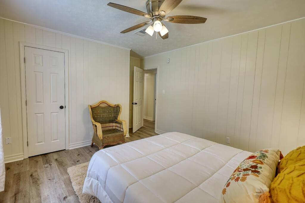 The Bohemian 1/2 Mi From Covington Square Villa Bagian luar foto
