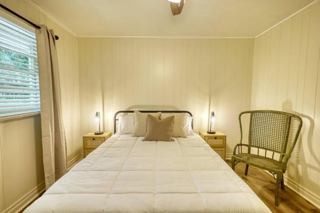 The Bohemian 1/2 Mi From Covington Square Villa Bagian luar foto