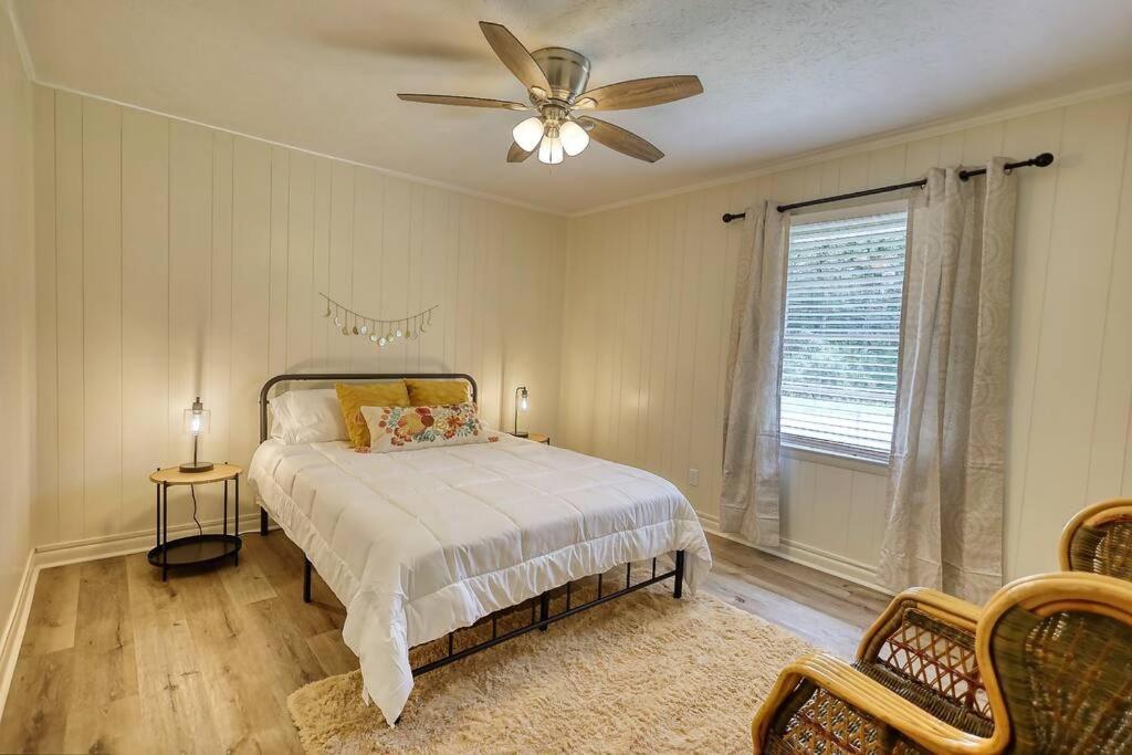 The Bohemian 1/2 Mi From Covington Square Villa Bagian luar foto